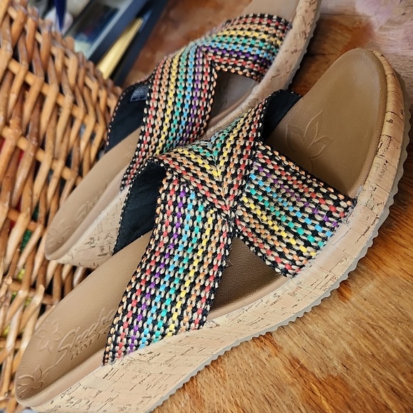 Skechers Luxe Foam Woven Multicolored Sandals sz 9 - Picture 1 of 16